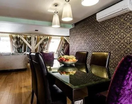 Grand Old Penthouse Апартаменты