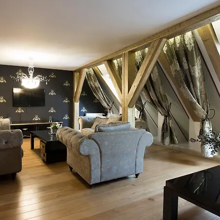 Grand Old Penthouse Апартаменты *