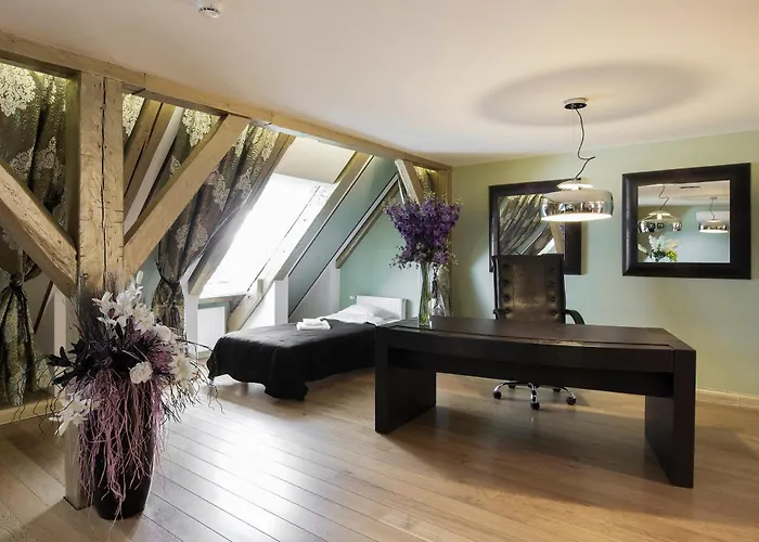 Apartment Grand Old Penthouse