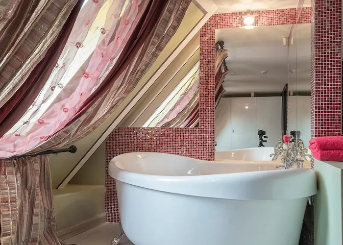 Grand Old Penthouse Apartment Riga